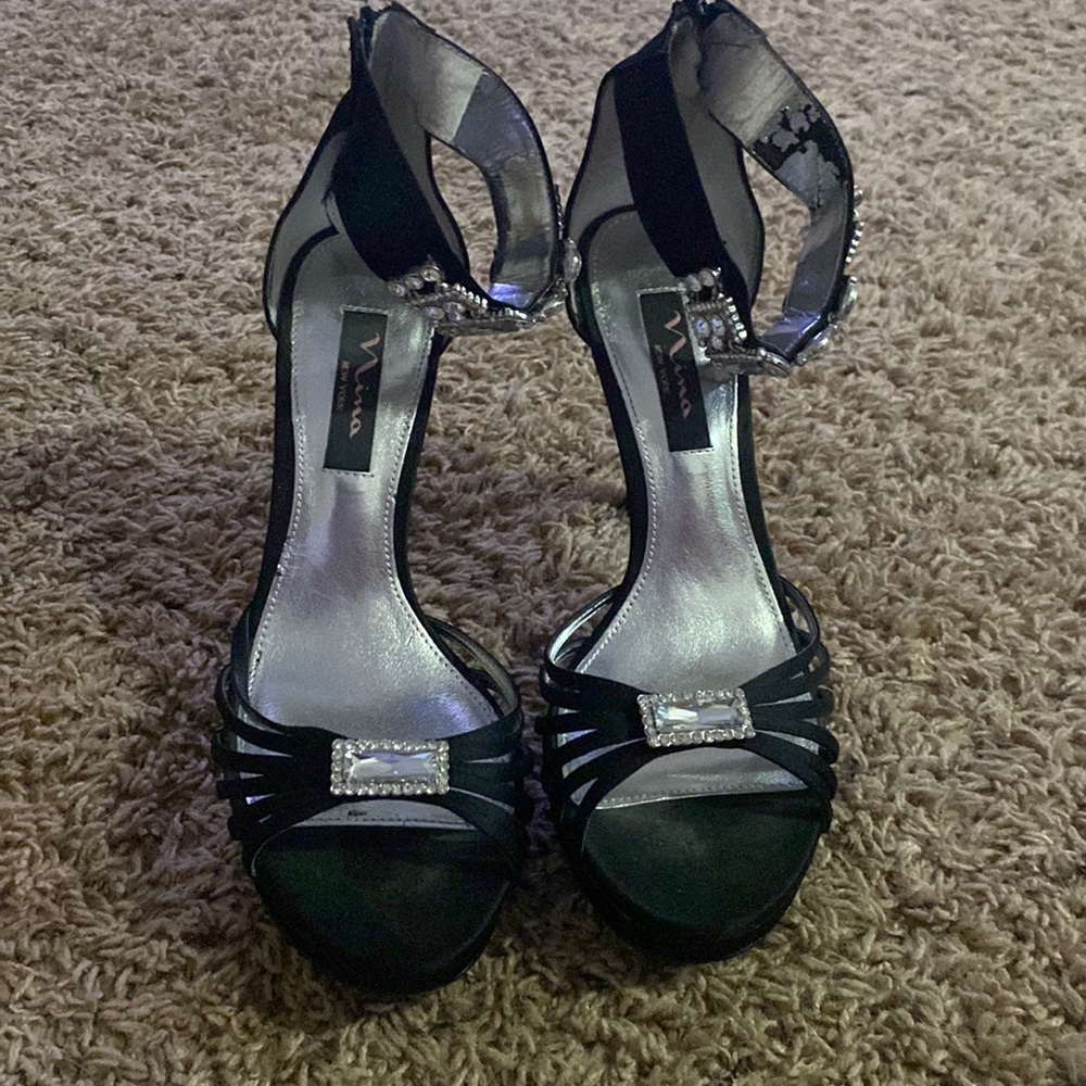 Nina New York Black Heels Silver Statement Pieces